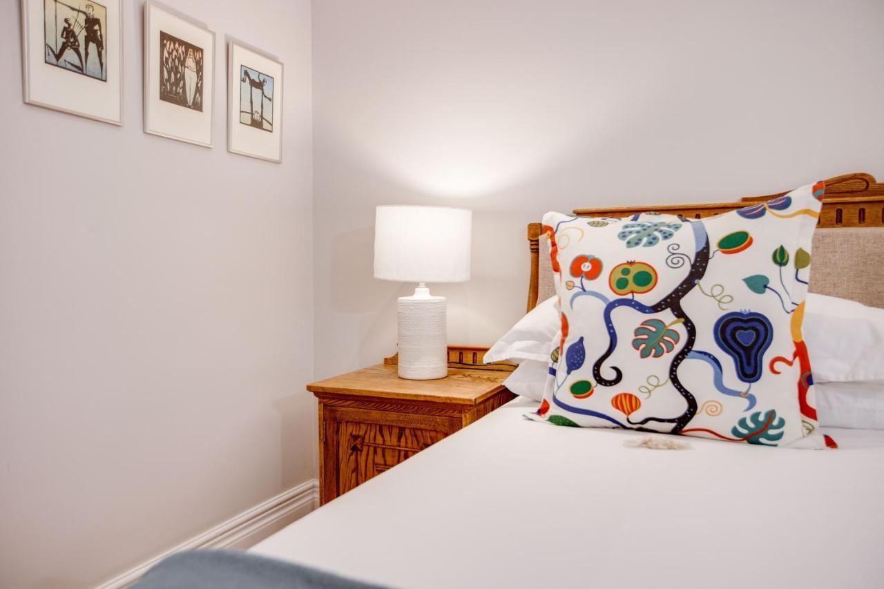 Amberhall Guesthouse Johannesbourg Extérieur photo